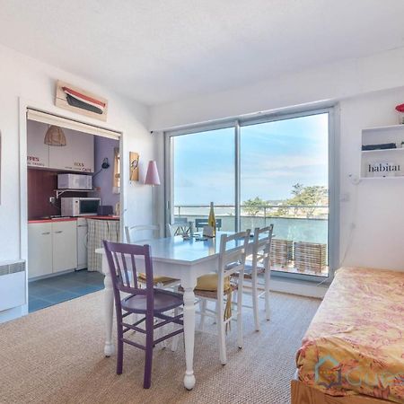 Studio Les Pieds Dans L'Eau Bord De Mer Prefailles Exterior photo